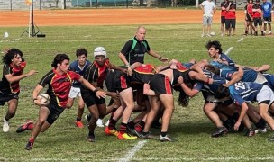 Tampa attacks off the back of the scrum against Key Biscayne.