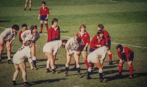 The USA WNT lineout in the 1991 Rugby World Cup final. Tam Breckenridge is the #1 jumper, 2nd in the line in red.