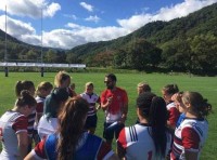 Clancy working with the USA Women's 7s team.