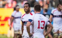 Andrew Suniula discusses options with his midfield mate Seamus Kelly against the All Blacks in 2014. David Barpal photo.