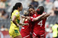 Canada celebrates scoring a try in the 2020 Sydney 7s. Mike Lee - KLC fotos for World Rugby