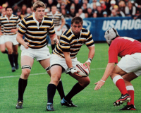 Lou Stanfill in support of Tony Vontz during the 2005 collegiate final between Cal and Utah. Photo Rugby Magazine.
