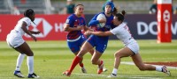 Lauren Doyle gets stuck in against France. Photo Martin Seras Lima.