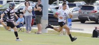 Matt Arteta runs in a try.