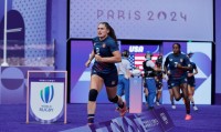 Ilona Maher takes the field. Photo Mike Lee KLC Fotos.