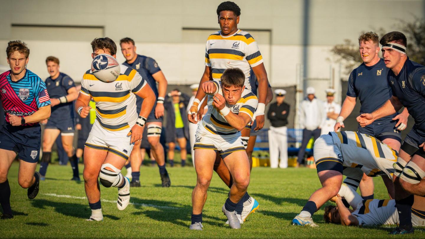 Solomon Williams passes from the ruck during the May 2, 2026 D1A Final against Navy. Photo Matthew Dalton.