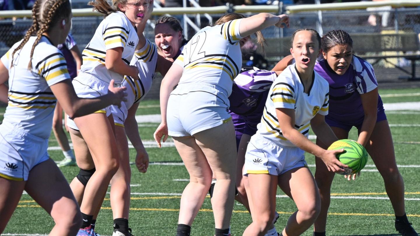 Waverly Shell Rock Girls Fall 2025. Photo Ross Hawker.