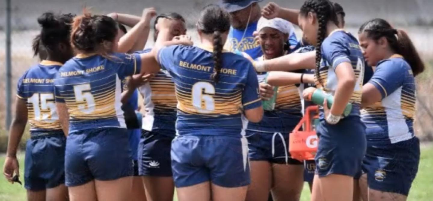 belmont shore girls huddle belmont shore girls huddle