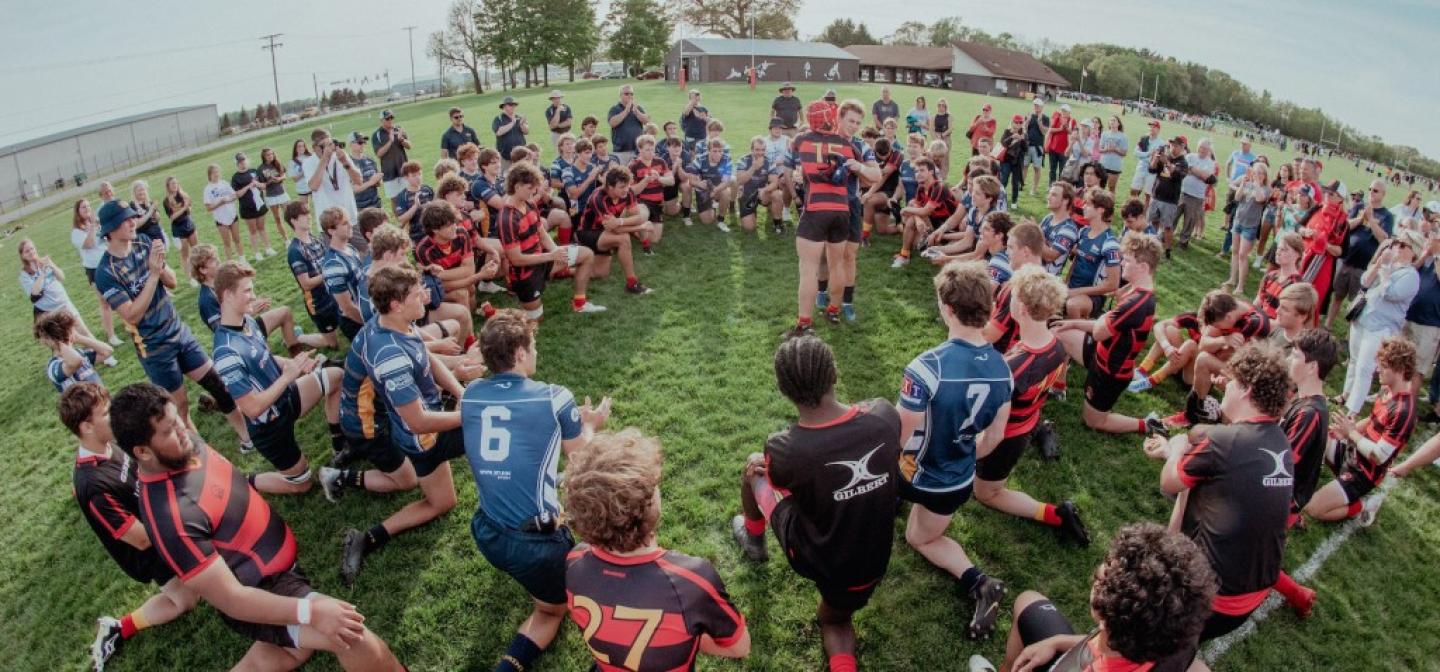 bshnc griff hasitngs 2022 sta jesuit hug bshnc griff hasitngs 2022 sta jesuit hug