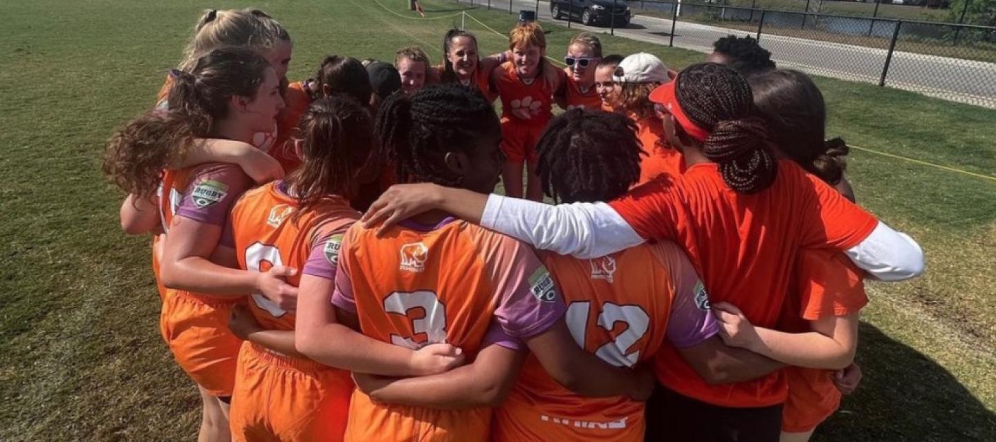 clemson women huddle clemson women huddle