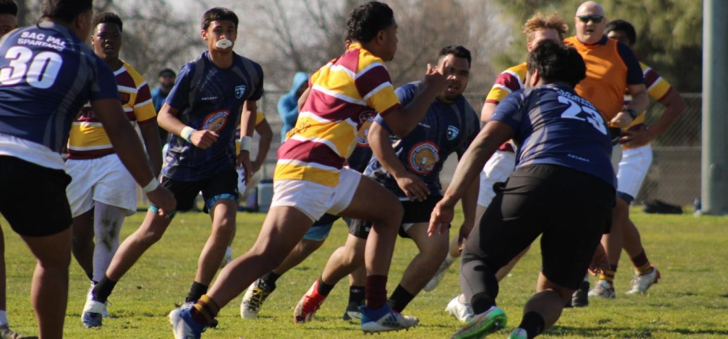 epa mateaki malaefoou running in traffic tahitua family epa mateaki malaefoou running in traffic tahitua family